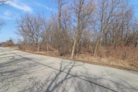 42751 North Sheridan Oaks Drive Antioch IL 60002