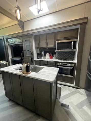 5-515 Woodhaven Lakes Sublette IL 61367
