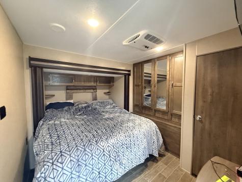 24-28/29 Woodhaven Lakes Sublette IL 61367