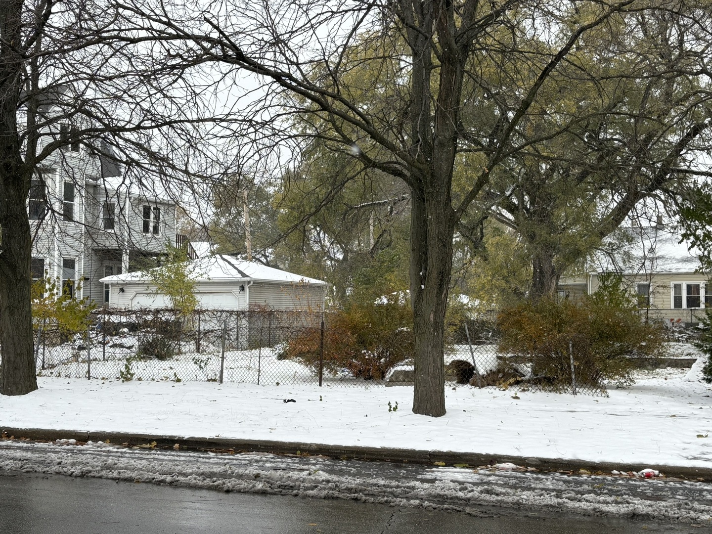 1418 East 76th Street Chicago IL 60619