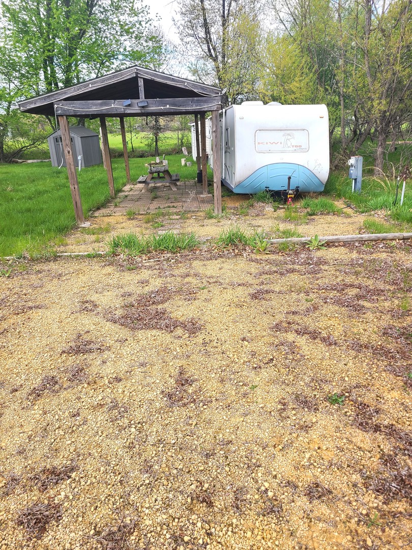 20/8 Woodhaven Sublette IL 61367