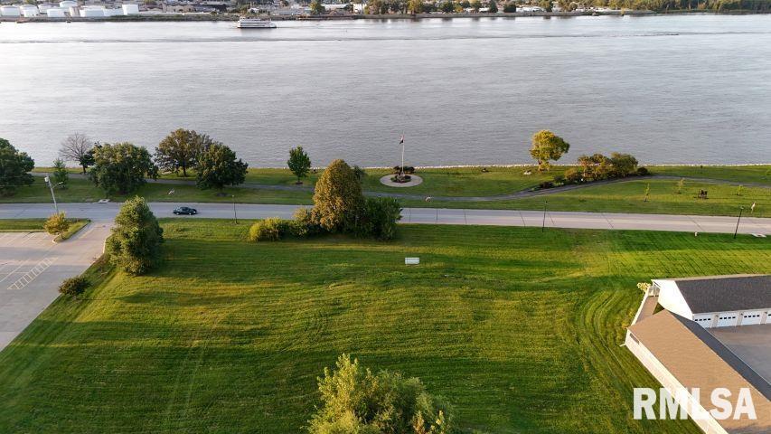 River Drive Moline IL 61265