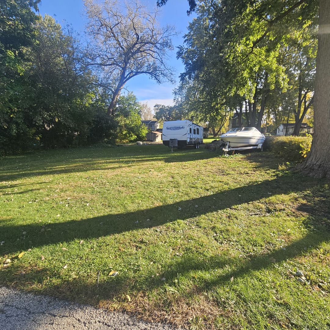 Lot 9 -10 Louise Street Crystal Lake IL 60014