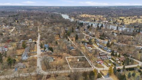 2101 Riverview Avenue Fox River Grove IL 60021