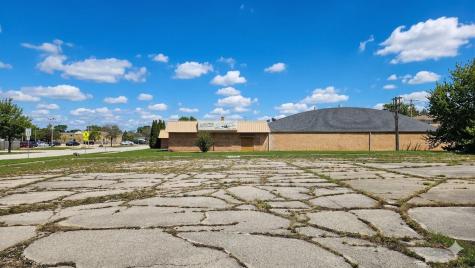 525 South Addison Road Addison IL 60101