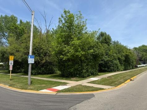 Greenview Avenue Park City IL 60085