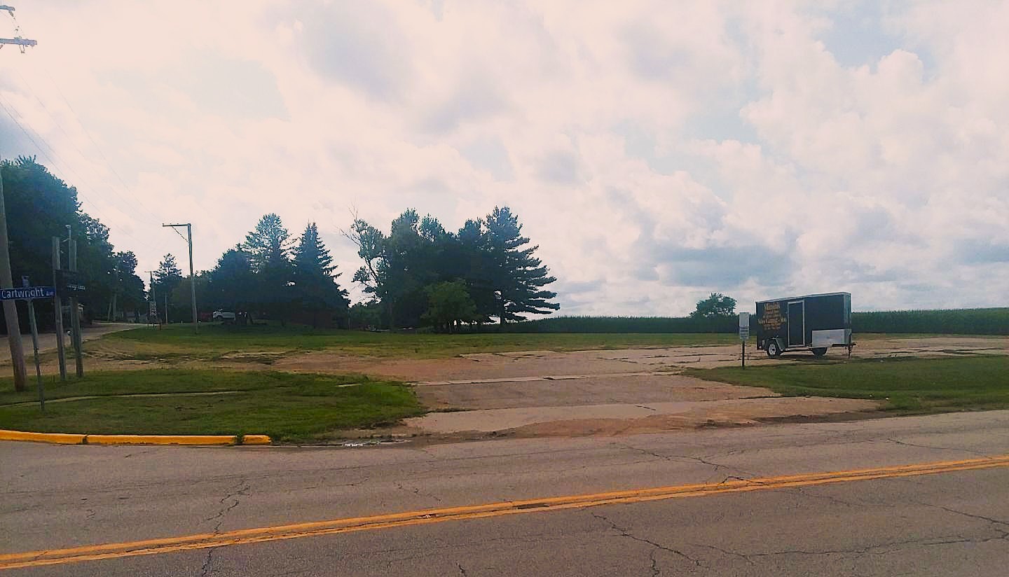 1003 Cartwright Avenue Ashton IL 61006