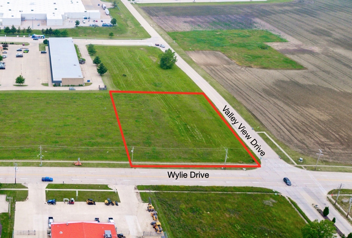 1044 Wylie Drive Bloomington IL 61705