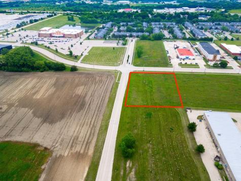 1044 Wylie Drive Bloomington IL 61705