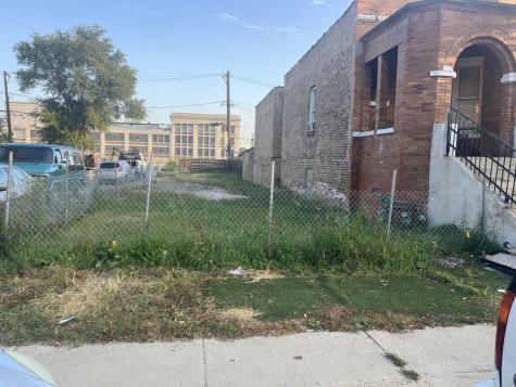 4004 West Grenshaw Street Chicago IL 60624