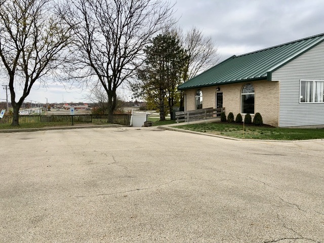 1539 Us Route 6 Morris IL 60450
