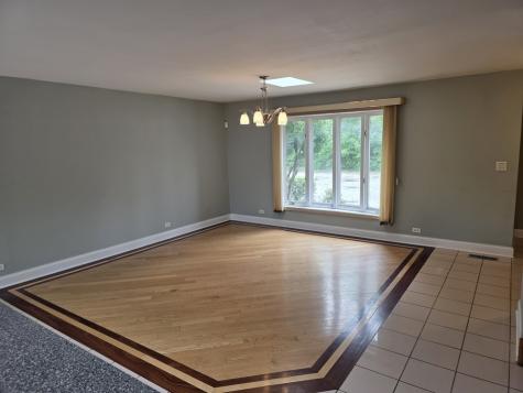 5787 North Clifford Avenue Chicago IL 60646