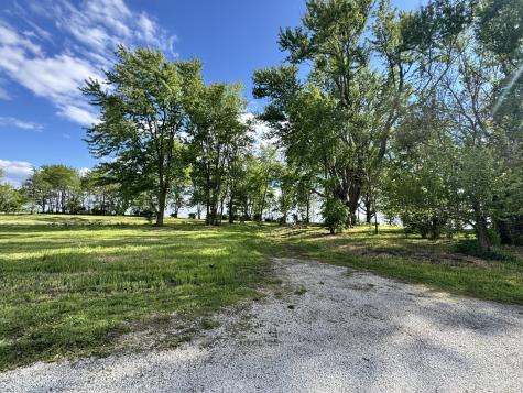 1971 County Road 1200 N Sidney IL 61877