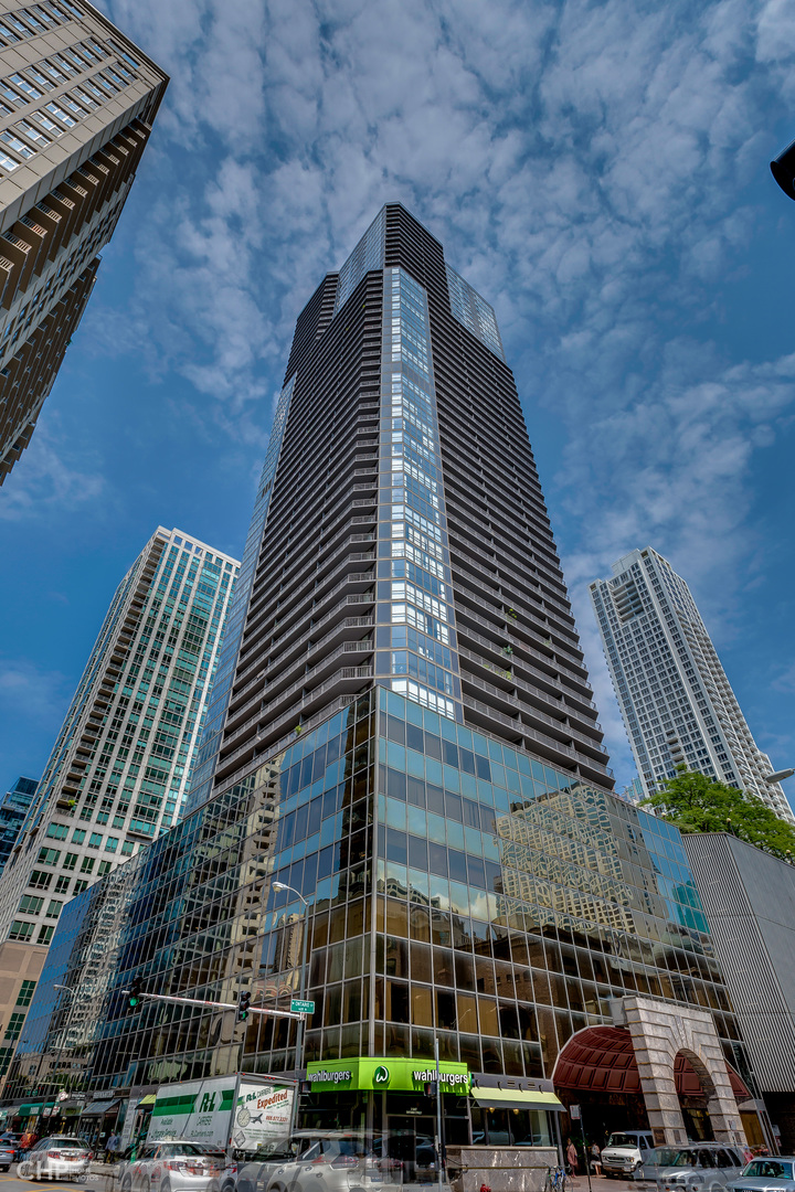 10 East Ontario Street Chicago IL 60611