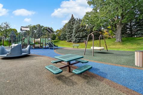 1753 Midwest Club Parkway Oak Brook IL 60523