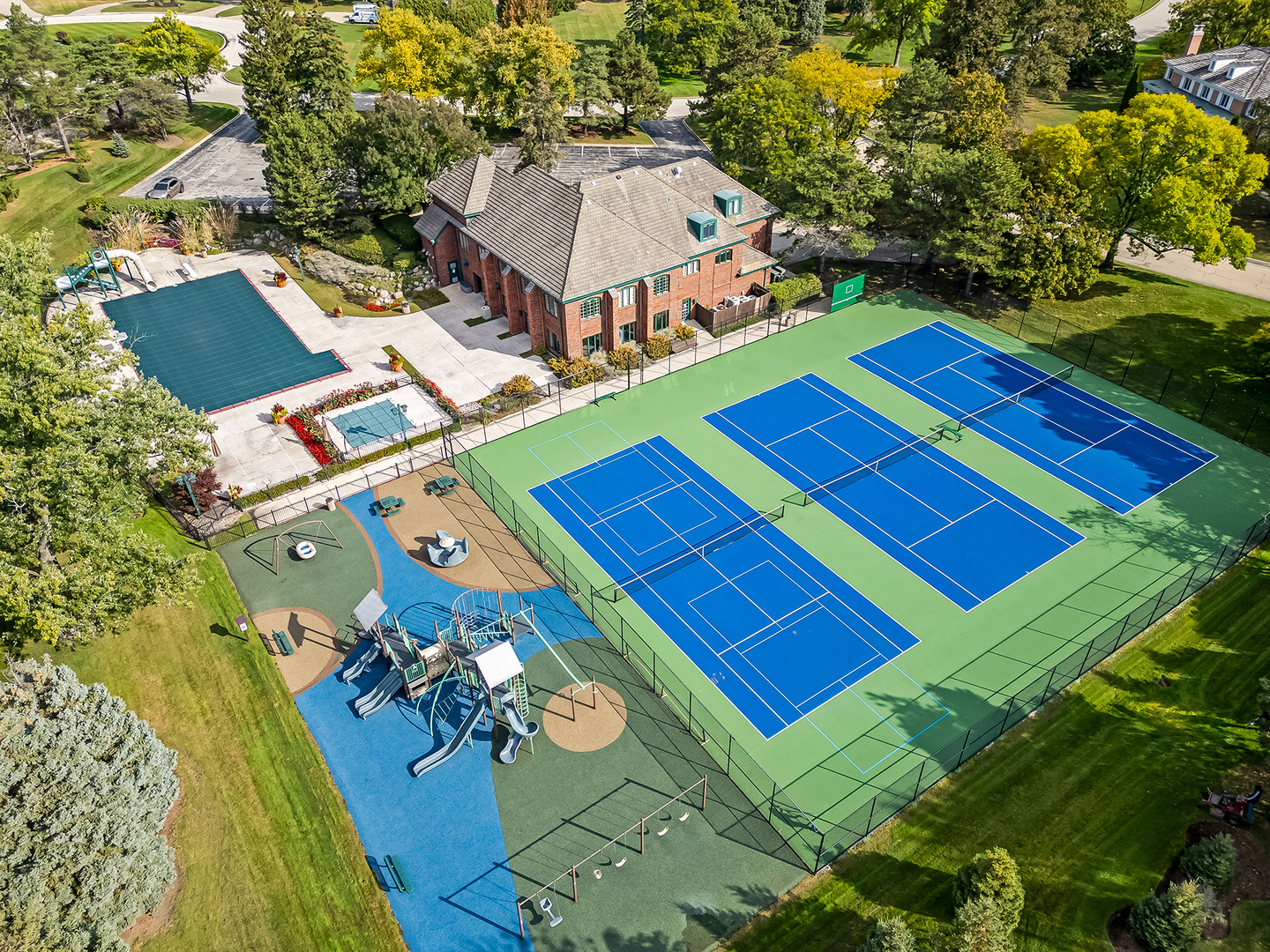 1753 Midwest Club Parkway Oak Brook IL 60523