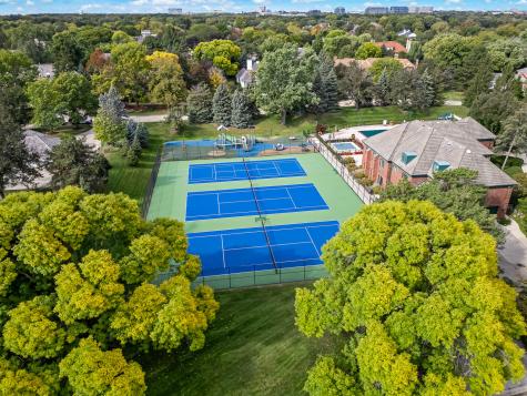 1753 Midwest Club Parkway Oak Brook IL 60523