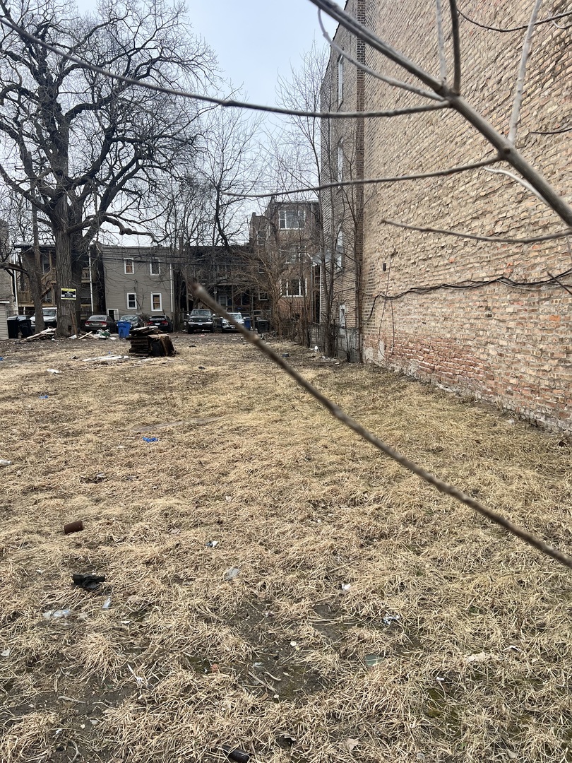 4212 West Gladys Avenue Chicago IL 60624