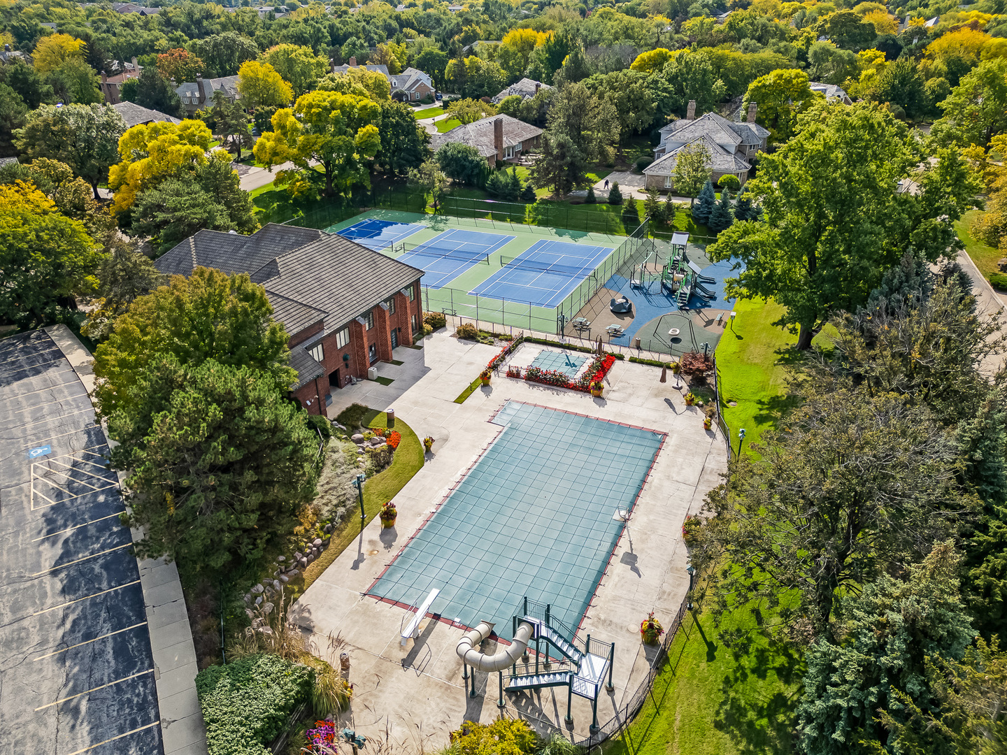 1751 Midwest Club Parkway Oak Brook IL 60523