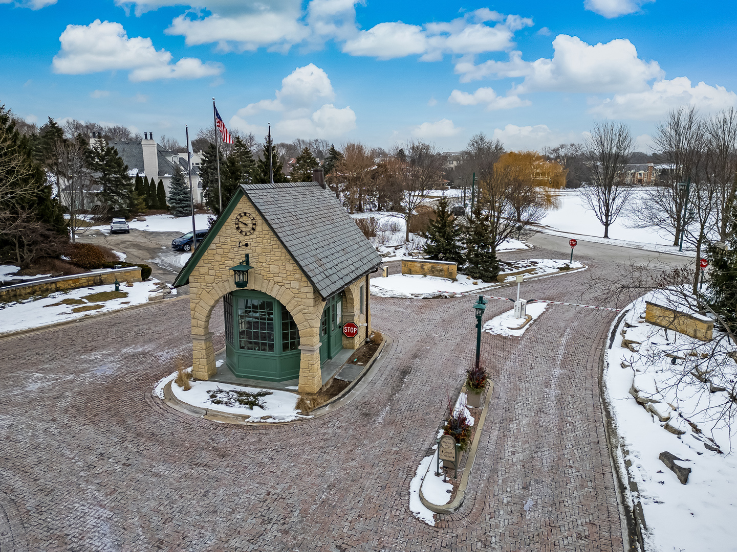 1751 Midwest Club Parkway Oak Brook IL 60523