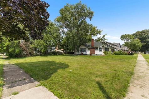 2143 South 4th Street Rockford IL 61104