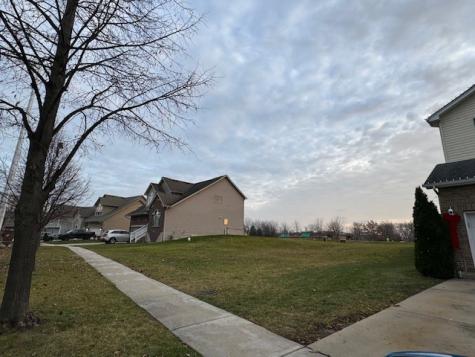 264 Augusta Avenue West Chicago IL 60185