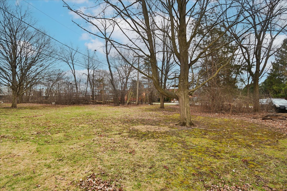 Prague Avenue Buffalo Grove IL 60089