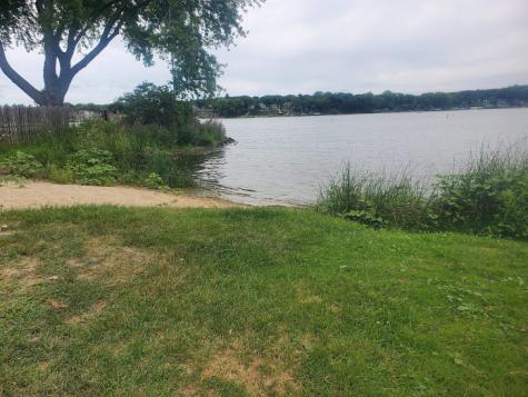 39490 North Summerside Drive Antioch IL 60002