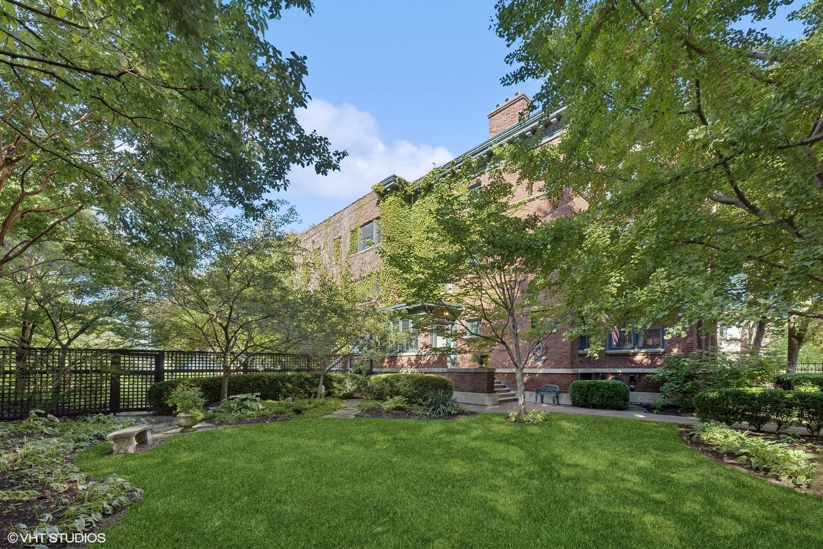 4612 North Magnolia Avenue Chicago IL 60640