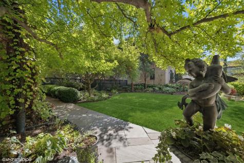 4612 North Magnolia Avenue Chicago IL 60640