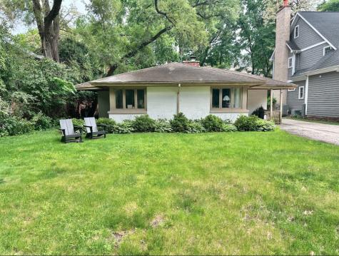 422 East Hickory Street Hinsdale IL 60521