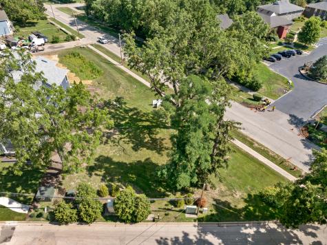16 Mosedale Street St. Charles IL 60174