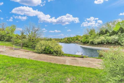 DOR1701B Henning Road Danville IL 61834