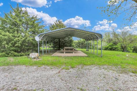DOR1701B Henning Road Danville IL 61834