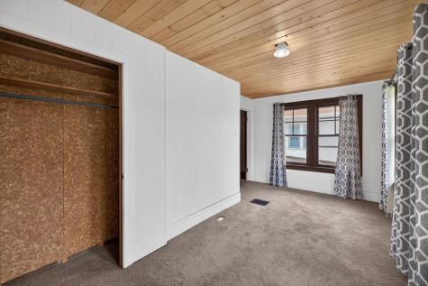533 College Avenue Dekalb IL 60115