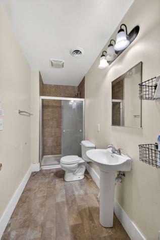 533 College Avenue Dekalb IL 60115