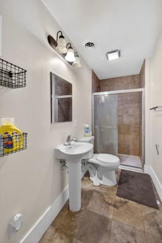 533 College Avenue Dekalb IL 60115