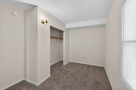 533 College Avenue Dekalb IL 60115