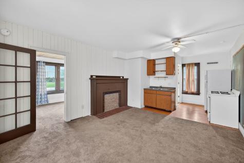 533 College Avenue Dekalb IL 60115