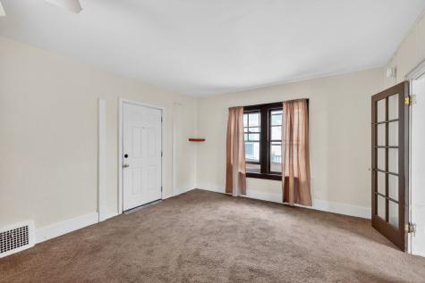 533 College Avenue Dekalb IL 60115