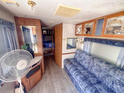9/131 Woodhaven Sublette IL 61367
