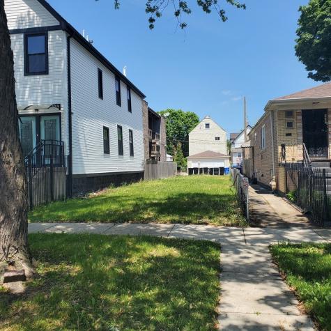 5962 West Iowa Street Chicago IL 60651