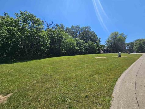 574-632 3RD Street Moline IL 61265