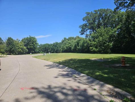 574-632 3RD Street Moline IL 61265