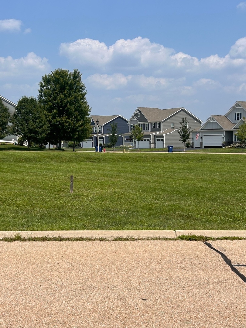 1310 Airs Avenue Sugar Grove IL 60554