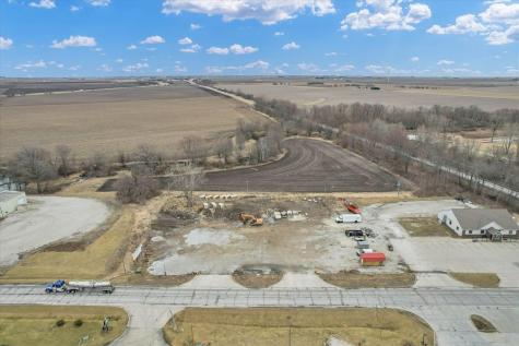 940 Clinton Avenue Farmer City IL 61842