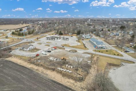 940 Clinton Avenue Farmer City IL 61842