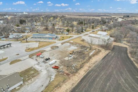 940 Clinton Avenue Farmer City IL 61842