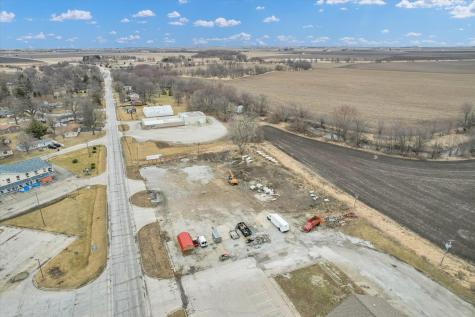940 Clinton Avenue Farmer City IL 61842