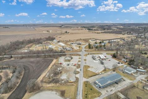 940 Clinton Avenue Farmer City IL 61842